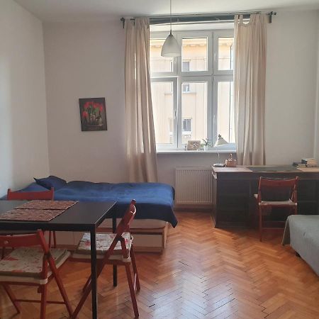 Apartament On Kazimierz Krakow Exterior photo